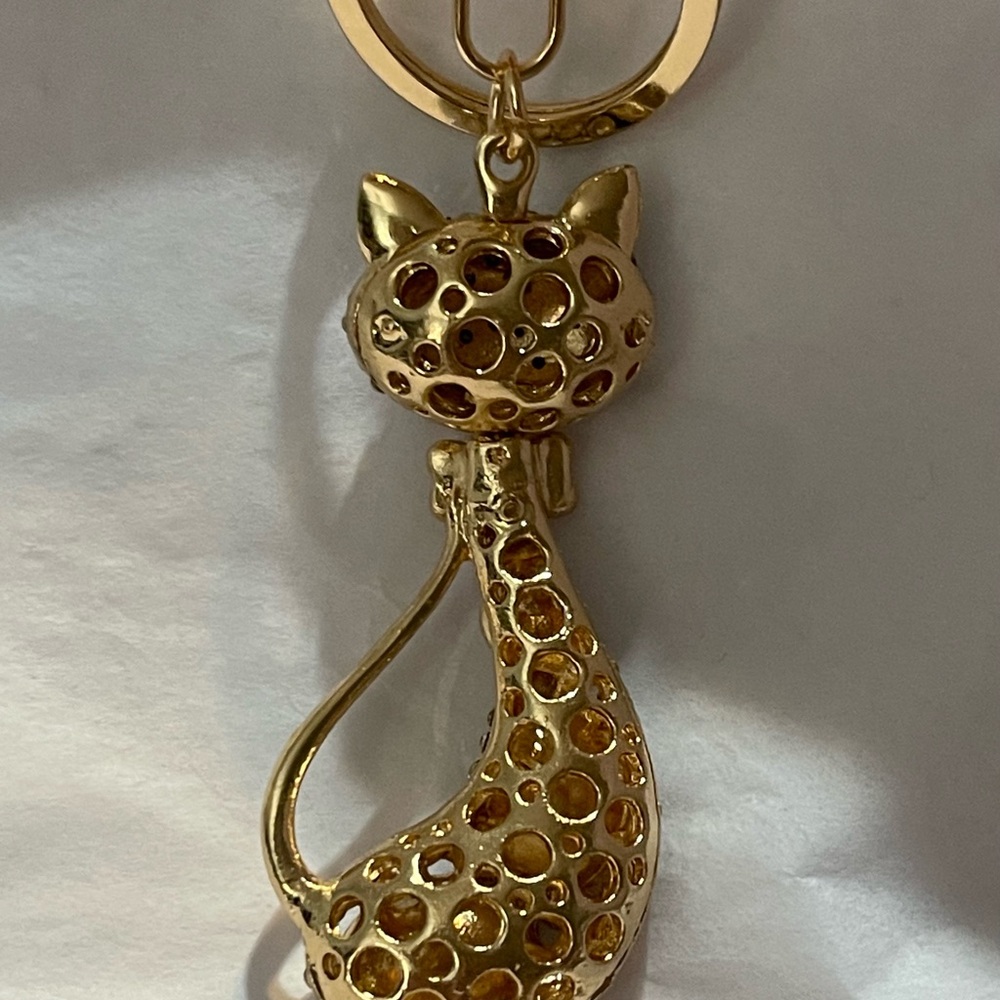 Sold Cat with Crystals bag charm head turns - Picture 5 of 6